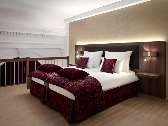 Michelangelo Grand Hotel Prague Room Type - Suite
