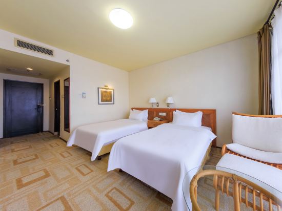 RGHCM Garden Resorts Room Type - Villa Suite (three-bedroom)