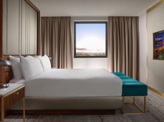 Hilton Prague Room Type - Royal Suite