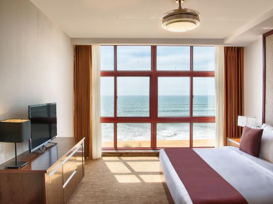 Jie Jie Beach Hotel - Tap to explore photos