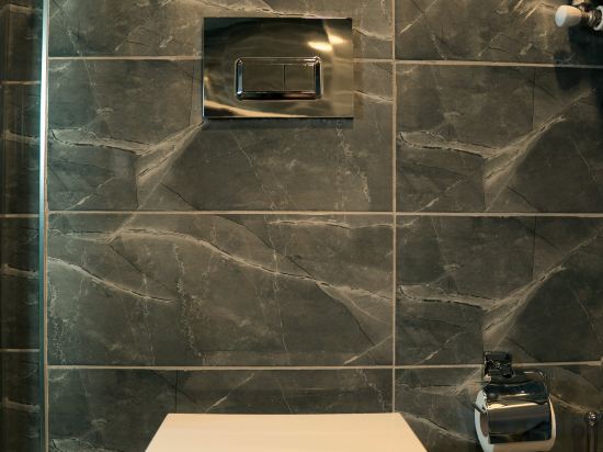 Taksim Landhouse Hotel - Tap to explore photos