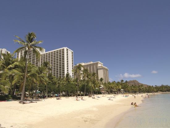 Waikiki Beach Marriott Resort & Spa - Tap to explore photos