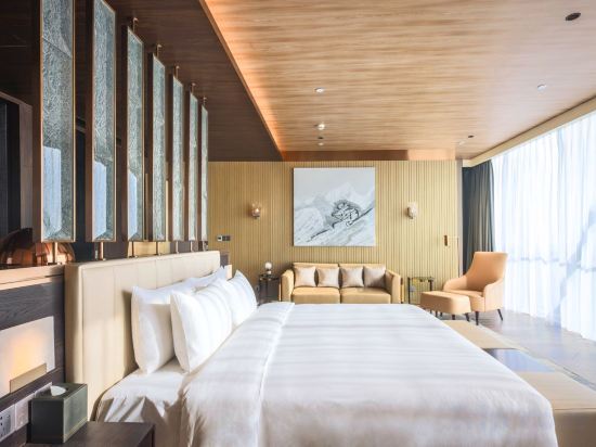 L+Snow Supreme Hotel Room Type - Grand Landscape Suite
