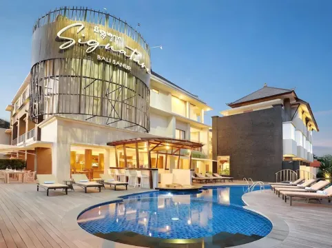 Palette Signature Hotel