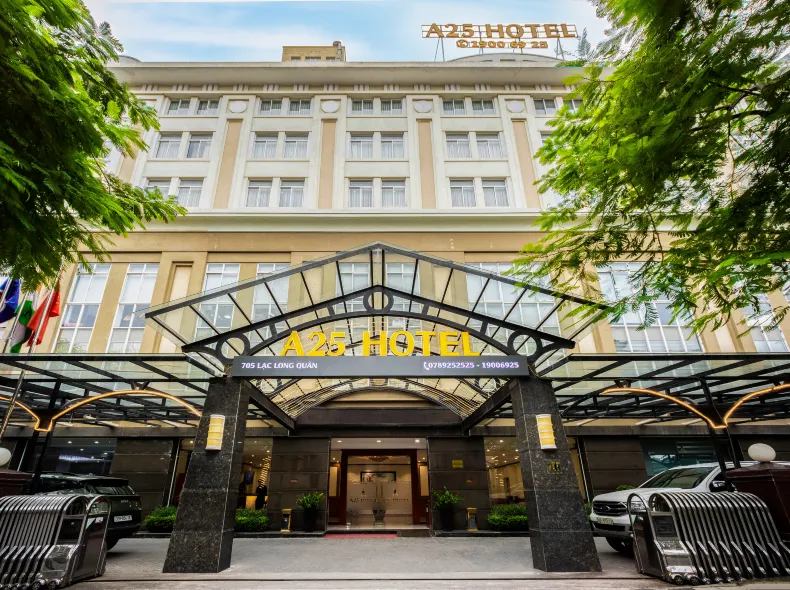 A25 Premium Hotel - 705 Lac Long Quan