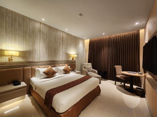 Grand Paragon Room Type - Executive Deluxe - No Window