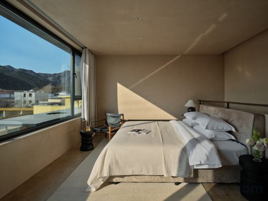 DOPO HOMESTAY Room Type - Suite - 2-Room (1 Living Room)