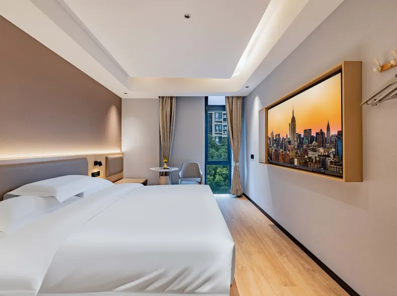 Kaiman Platinum Hotel (Tonghe Xincun Metro Station Branch)