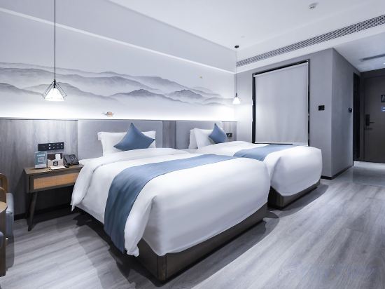 Mehood Theater Hotel