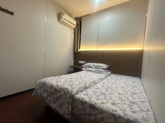 Others 3, Honglong Motel, Shanghai