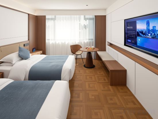 JHW Hotel Room Type - Bay Twin Room (Full Window + Smart Control + Mini Fridge)