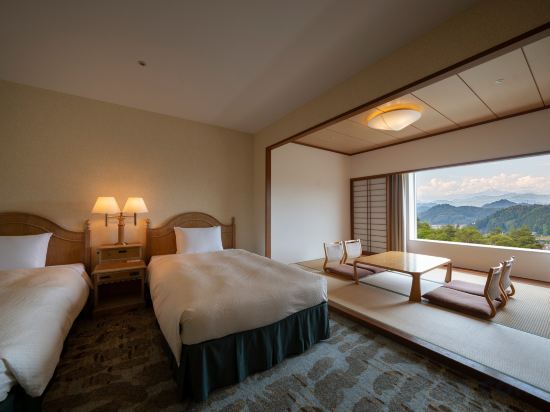 Hotel Associa Takayama Resort - Tap to explore photos
