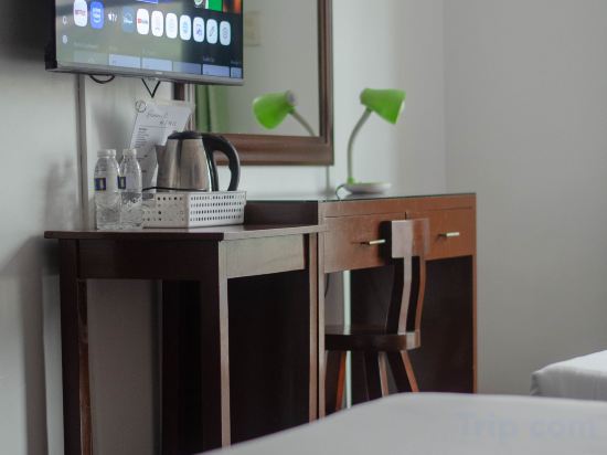 NYC Manhattan Suites Room Type - Triple Room