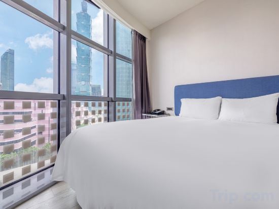 CHECK inn Taipei Xinyi - Tap to explore photos