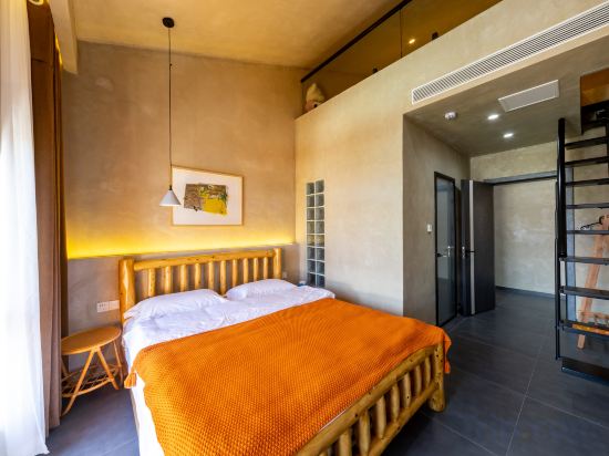 Jiduqiu Homestay (Yanqing Yongning Ancient Town) Room Type - Family Friendly Loft - 1-Room (Whole Courtyard)