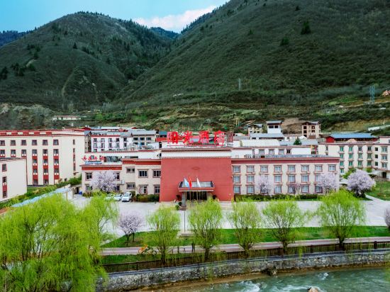 Others 2, Soluxe Hotel Jiuzhaigou, Ngawa Tibetan and Qiang