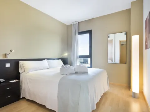 Madrid Airport Suites, Affiliated by Meliá