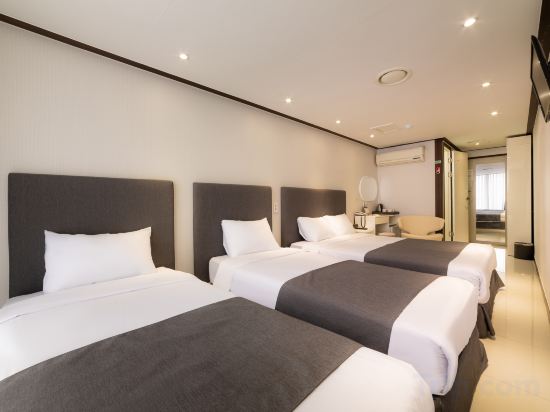 Hotel Cozy Myeongdong Room Type - Family Rooom