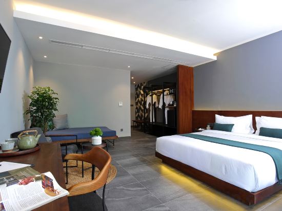Baitong Hotel & Resort Room Type - Deluxe City View 