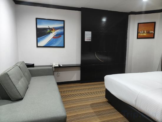 Country Hotel Room Type - Country Deluxe