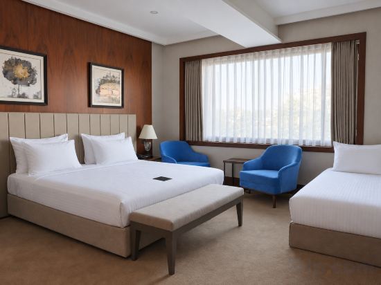 Sura Luxury Milion & Spa Room Type - Deluxe Triple Room