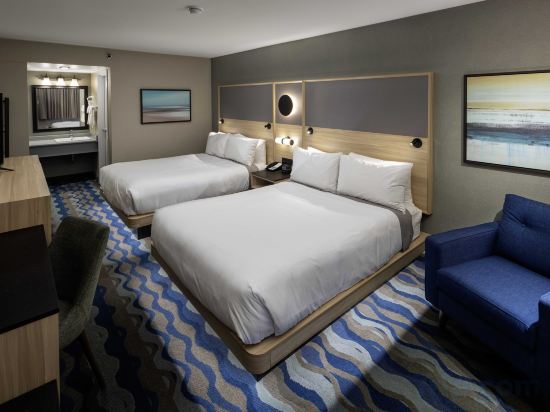 Accent Inns Kelowna - Tap to explore photos