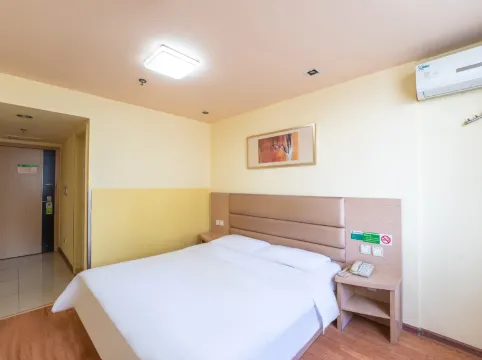 Motel Hotel (Wuhan Tongji Hospital Qingnian Road Subway Station)