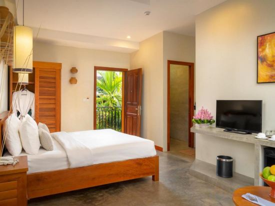 Silver Smith Residence Room Type - Deluxe King Room
