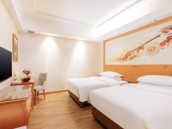 Vienna Hotel Guangzhou Beijing Road Room Type - Standard Twin Room [down Pillow Comfortable Mattress Private Space]