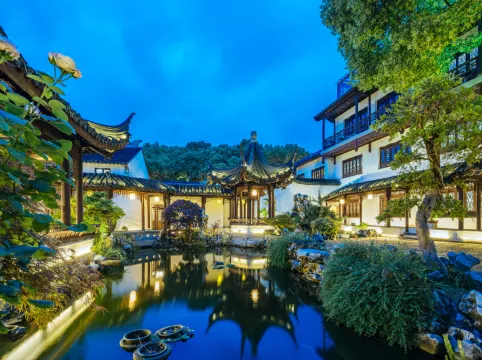 Floral Hotel · Tongli Ancient Town Yiyuan Garden hotel