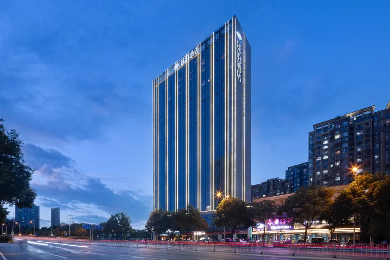 TILL BRIGHT Hotel (Wanjiali Square Huihuang International City)