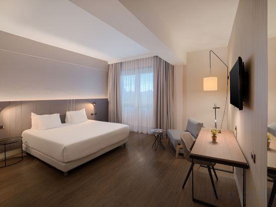 NH Roma Villa Carpegna Room Type - Superior XL