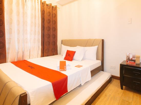 RedDoorz Plus @ Cuarto Verde Staycation Room Type - Deluxe Room