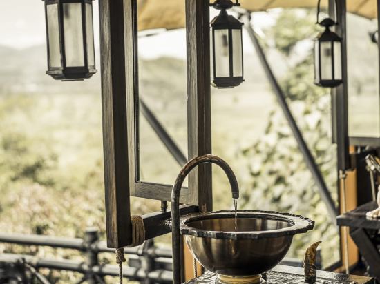 Four Seasons Tented Camp Golden Triangle - Tap to explore photos
