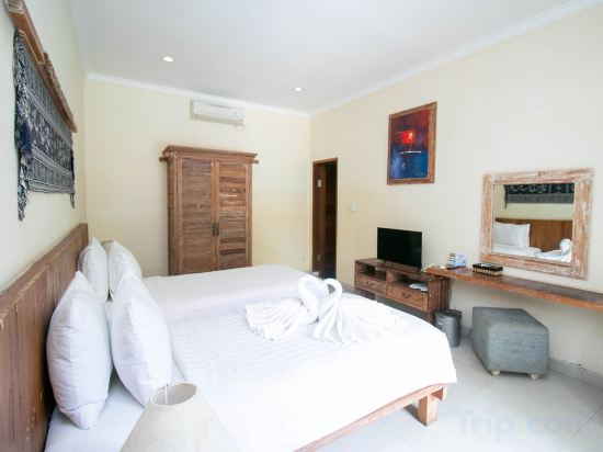 Mina Pelasa Hotel and Resto - Tap to explore photos