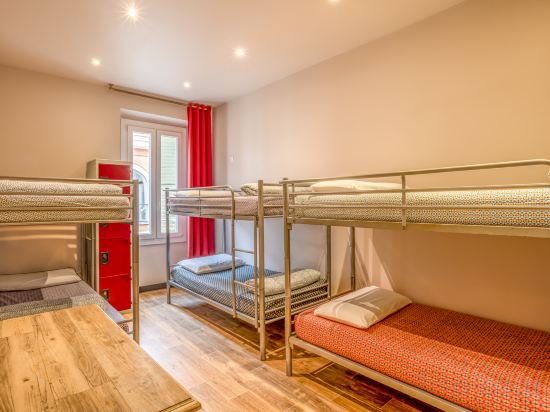 Villa Saint Exupéry Beach - Hostel Room Type - Single Bed in 4-Bed Mixed Dormitory Room