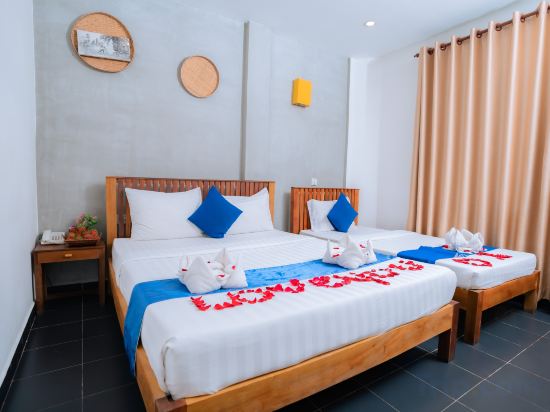 Grand Elevation Hotel Room Type - Superior Triple City View Room
