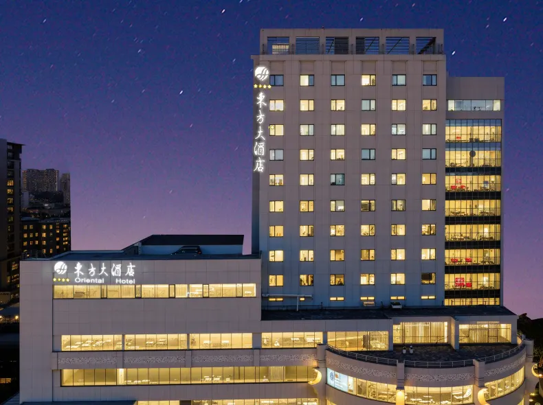 Oriental Grand Hotel (Tongxiang Central Wanxianghui Store)