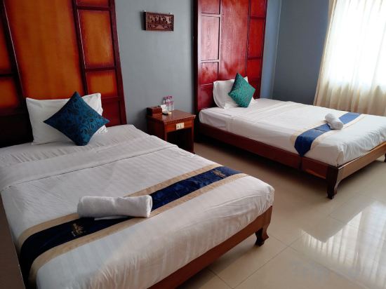 Champey Villa Room Type - Deluxe Double Room With AC