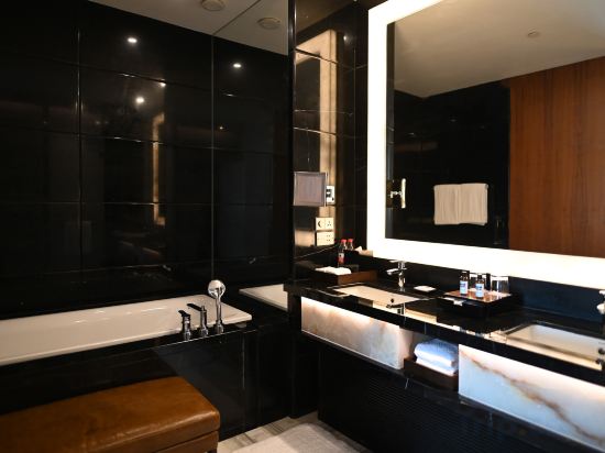 Hyatt Regency Changchun Room Type - Regency Suite King