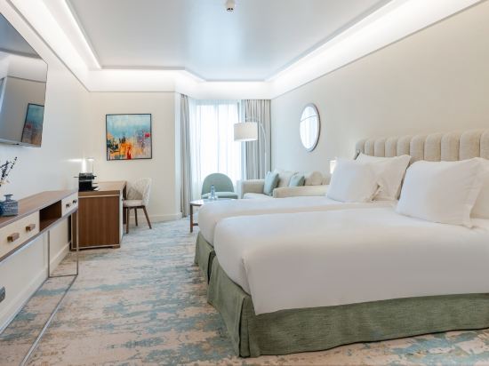 Crowne Plaza PORTO Room Type - Junior Twin Suite