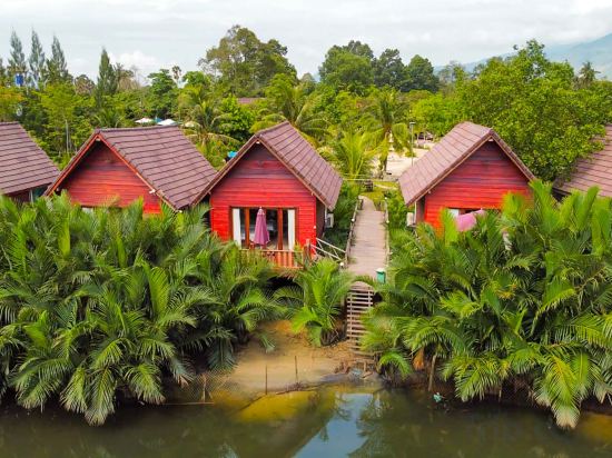Lodge Moni Essara Kampot - Tap to explore photos
