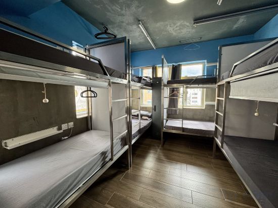 Urban Pack - Hostel Room Type - Bed in 8-Bed Mixed Dormitory Room