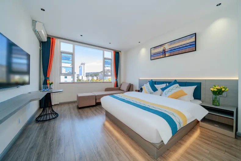 Dali Teng'ange Smart Hotel (Dali High-speed Railway Station)