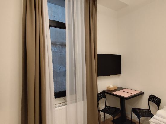 Post 120 Suites Room Type - Lower Ground Floor Double