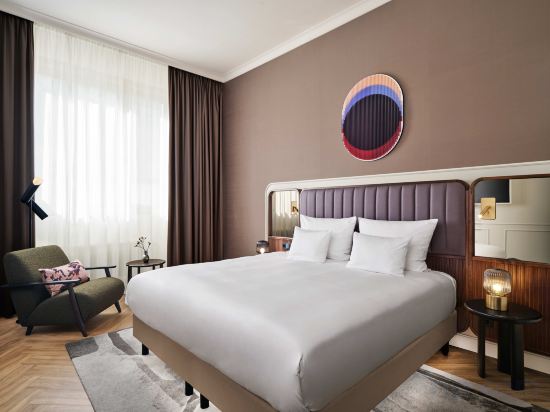 Hotel Bristol Berlin Room Type - Deluxe King Room