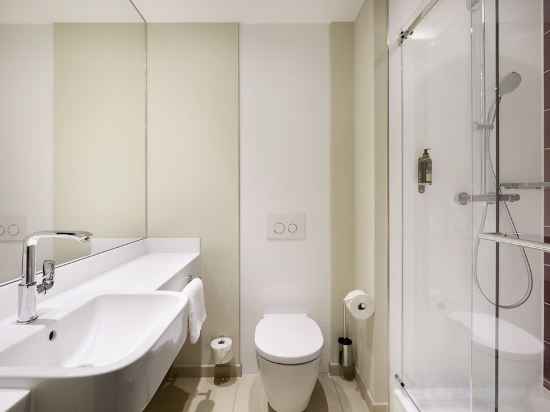Premier Inn Munich Airport East Hotel