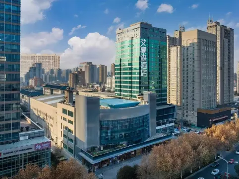 艾豪森酒店（西安鳳城二路青少年中心地鐵站店）