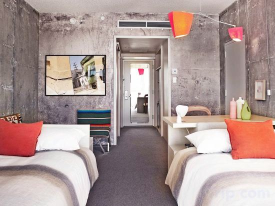 The LINE Hotel LA Room Type - High Level Hollywood Hills View Double