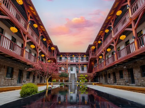 World Guanyunli Hotel (Qingdao Zhanqiao Zhongshan Road Branch)